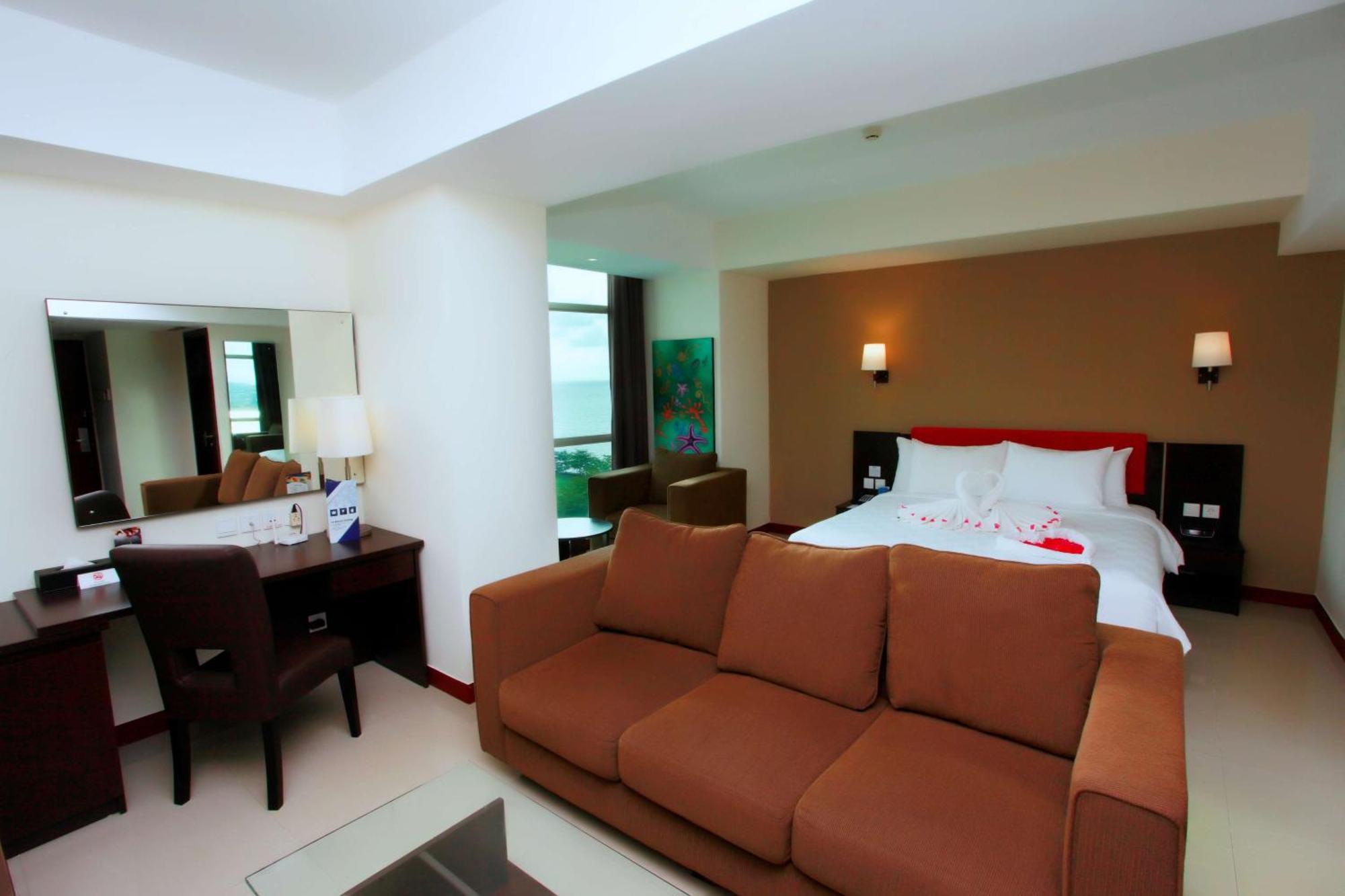 Best Western The Lagoon Hotel Manado Exteriör bild